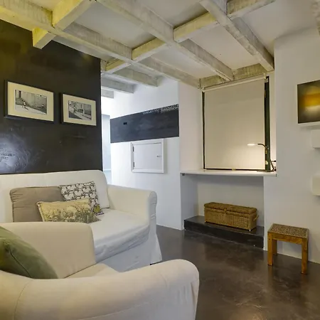 New! Lovely Duplex In The Heart Of Alfama شقة Lisboa