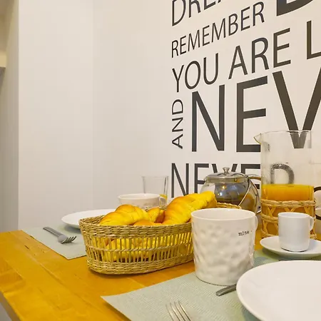 New! Lovely Duplex In The Heart Of Alfama شقة *